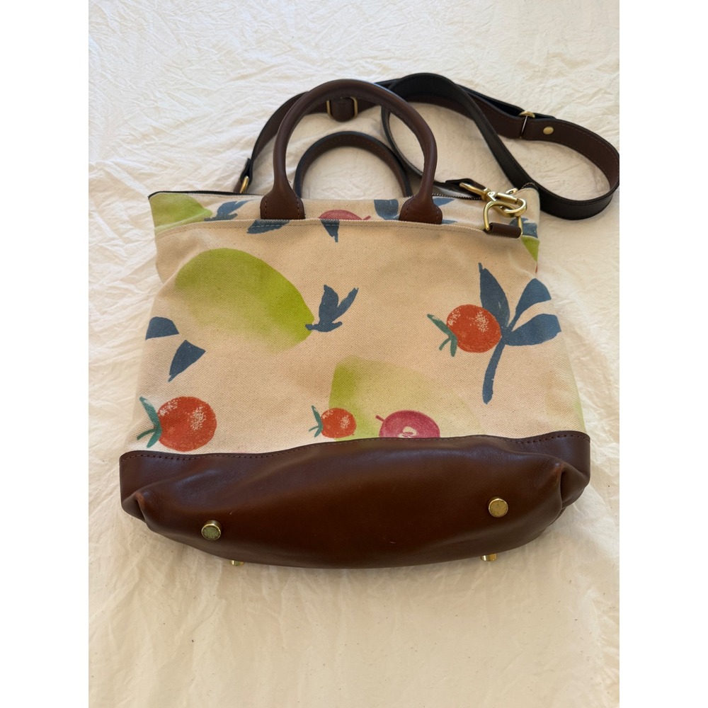 R. Riveter Tote Bag Womens Medium Cream Fruit Print Canvas Leather shoulder bag - Picture 3 of 6
